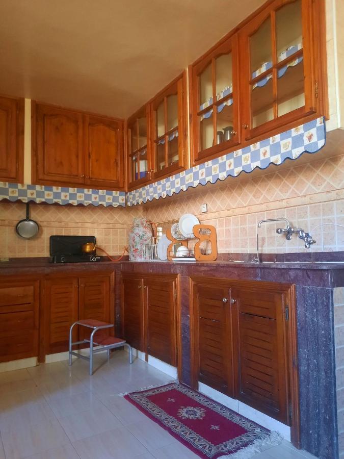 Stay With Low Budget Marrakesh Exterior photo